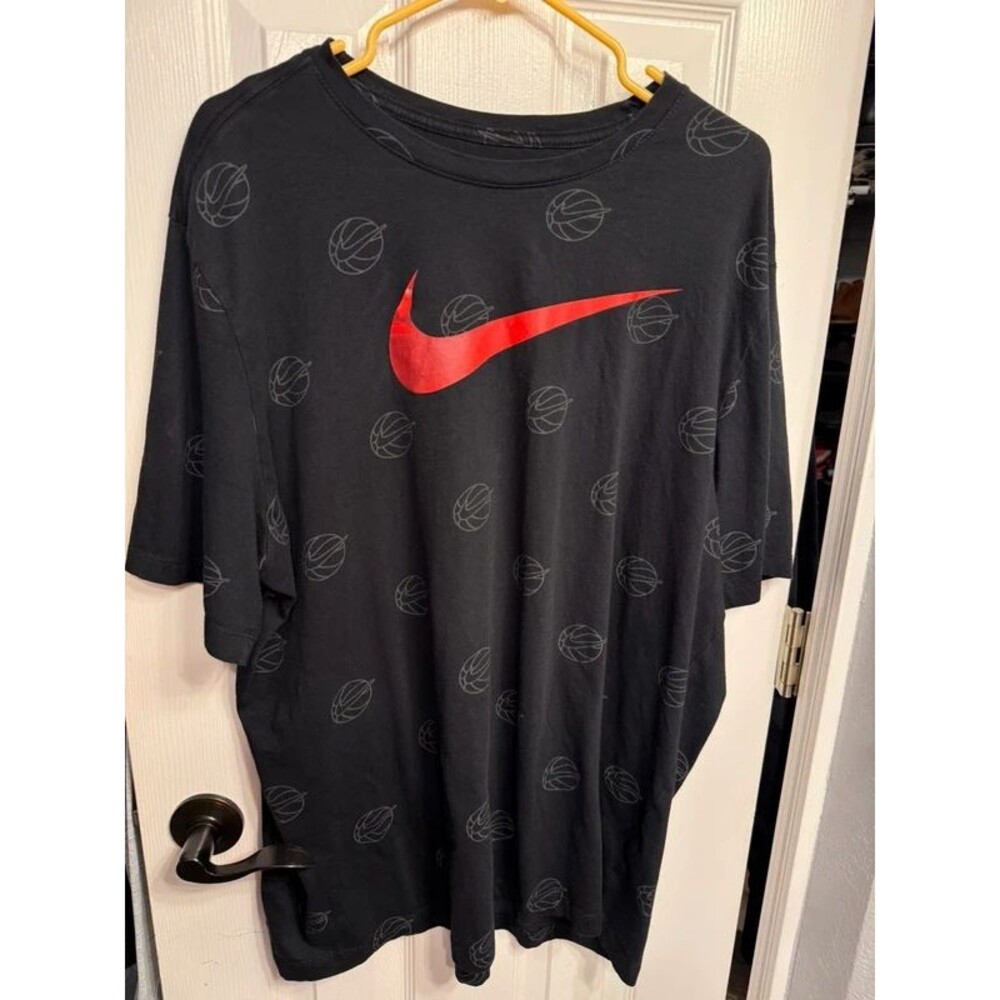 Nike basketball T-shirt xxl